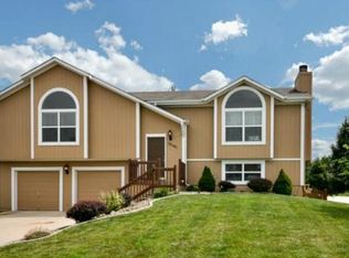 32591 W 173rd St, Gardner, KS 66030