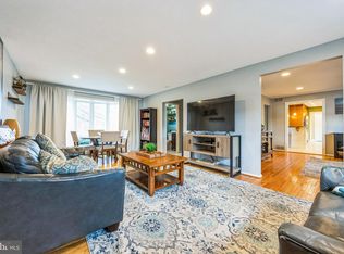 1036 Sheffield Ln, Huntingdon Valley, PA 19006