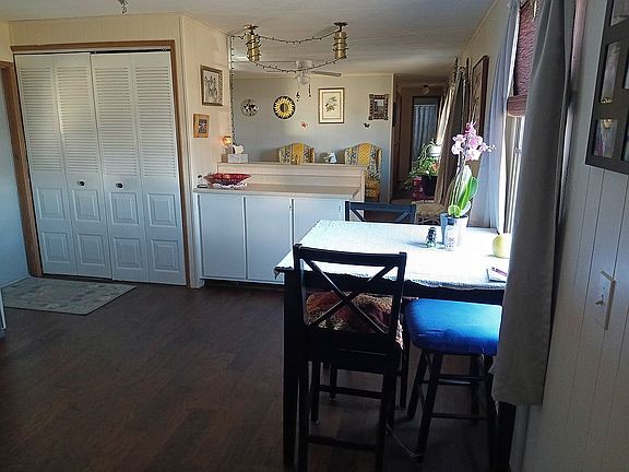 3rd image of 111 Berna Knoll Ct