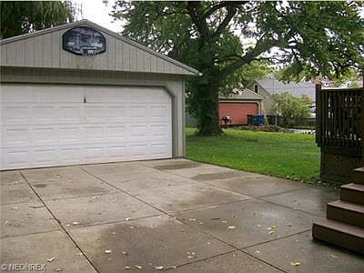 2nd image of 2153 Lakeland Ave