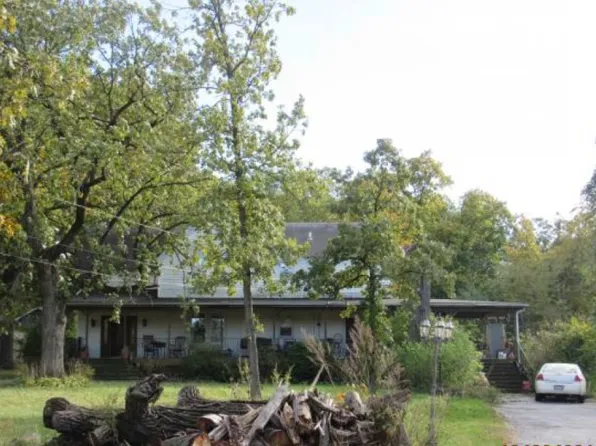 22710 Cottage Grove Ave, Steger, IL 60475