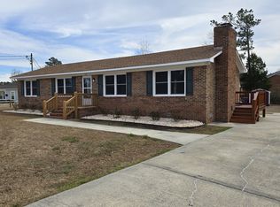 111 Oakwood Dr, Havelock, NC 28532