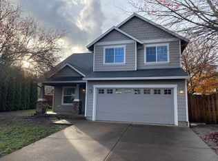 103 S 5th St, Carlton, OR 97111