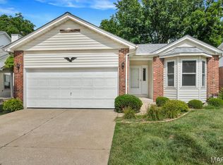 950 Du Pre Cir, Saint Peters, MO