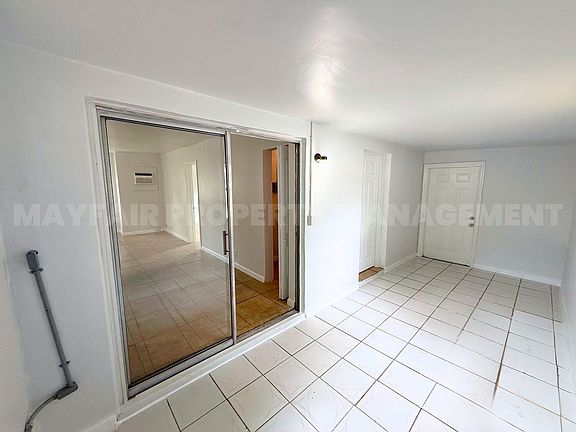 5th image of 380 Kingsbridge St