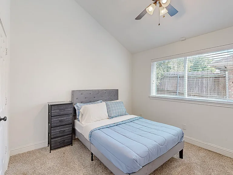 4017 La Costa Ct — Photo 8