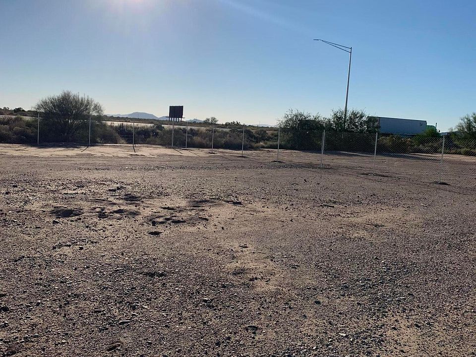 2nd image of 4255 W OUTER Drive #265