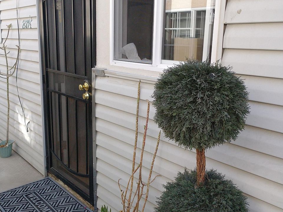 1st image of 2329 1/2 Grand Ave