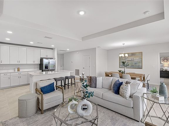 5th image of 234 Lakeside Breeze Way