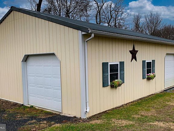 4th image of 9500 Holsey Rd