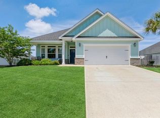 739 Whispering Creek Ave, Freeport, FL 32439