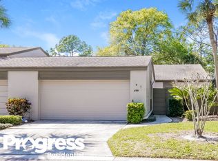 499 Meadowood Blvd, Fern Park, FL 32730