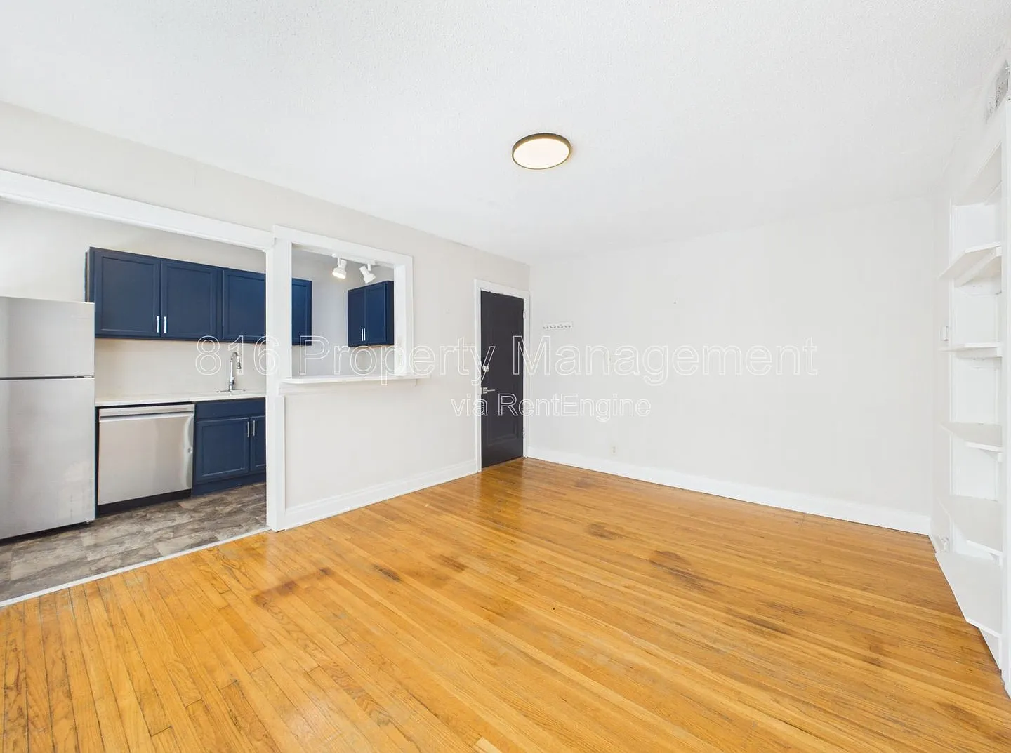 1 bed, 1.0 bath, 500 sqft, $950 — Photo 3