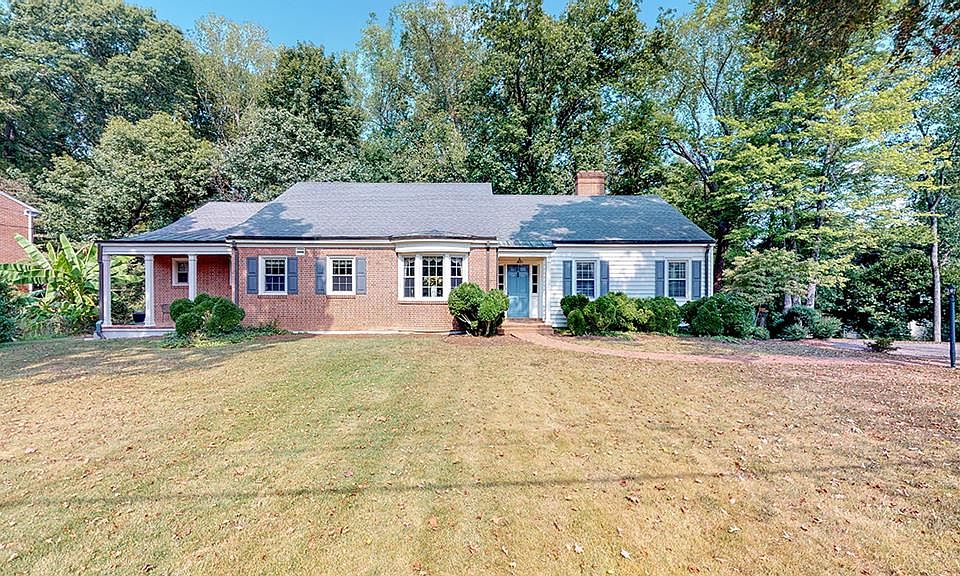 1st image of 526 Dogwood Dr