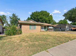 902 Mardi Gras Ln, Wylie, TX 75098