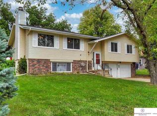 14512 Drexel St, Omaha, NE 68137