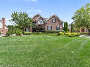 24278 Saybrook Ct, Novi, MI 48374