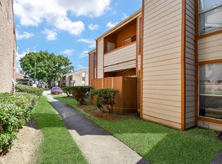 10202 Forum Park Dr APT 15, Houston, TX 77036