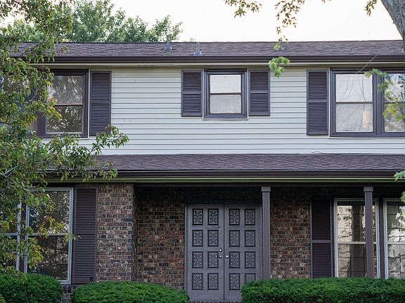 3rd image of 643 Heritage Dr