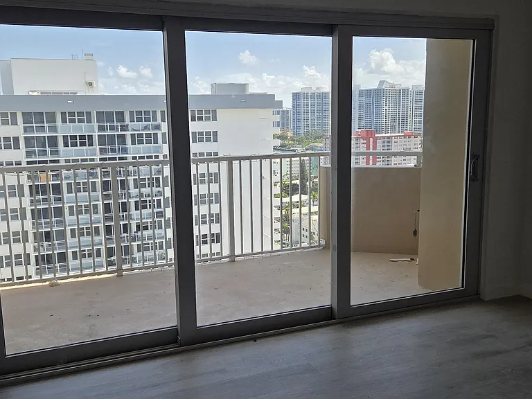 1980 S Ocean Dr #22C — Photo 12