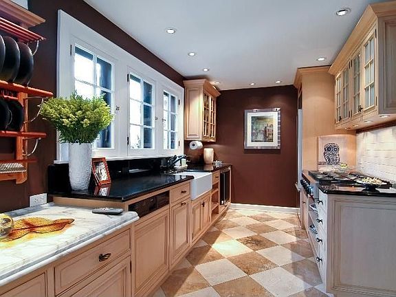 5th image of 422 Briargate Ter