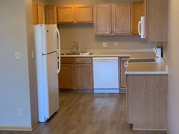 5th image of 7140 N Grand Lake Dr