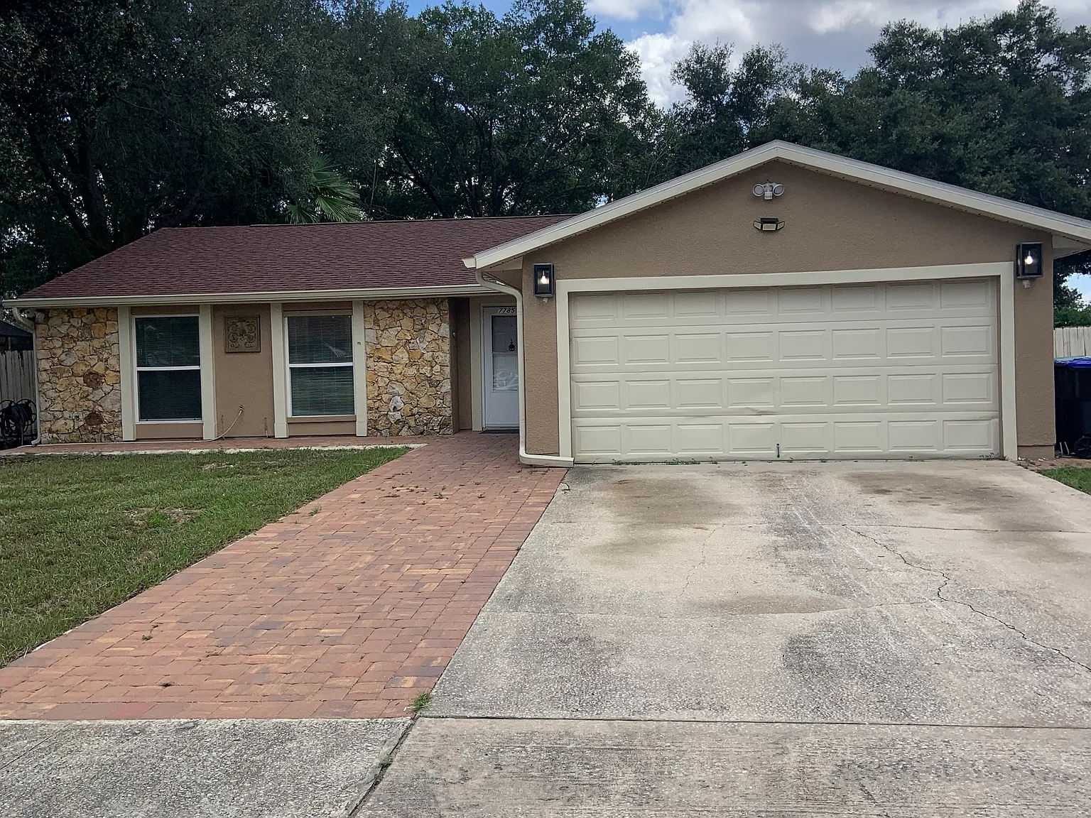 3 bed, 1546 sqft, $2,400 — Photo 1