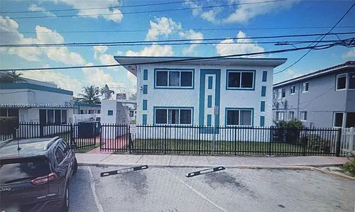 2101 Calais Dr #10 Photo 1