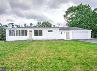 353 Douglass Dr, Douglassville, PA