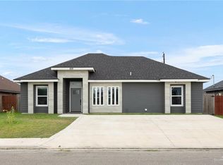 828 Pelican St, Alamo, TX 78516