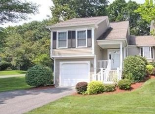 12 Shady Brook Ln, West Springfield, MA 01089