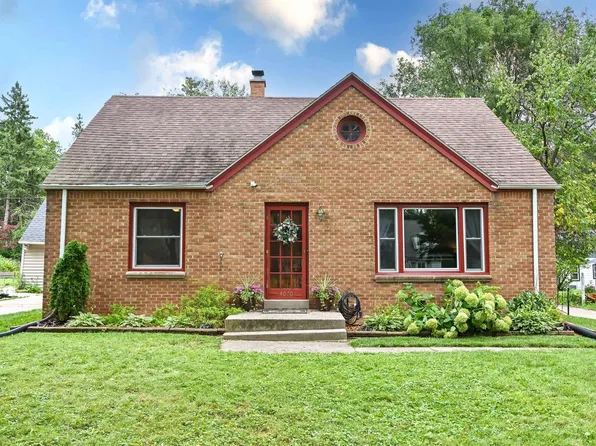 4070 North 110th STREET, Wauwatosa, WI 53222