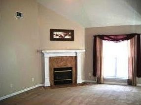 2nd image of 2074 Sylvan Lake Dr