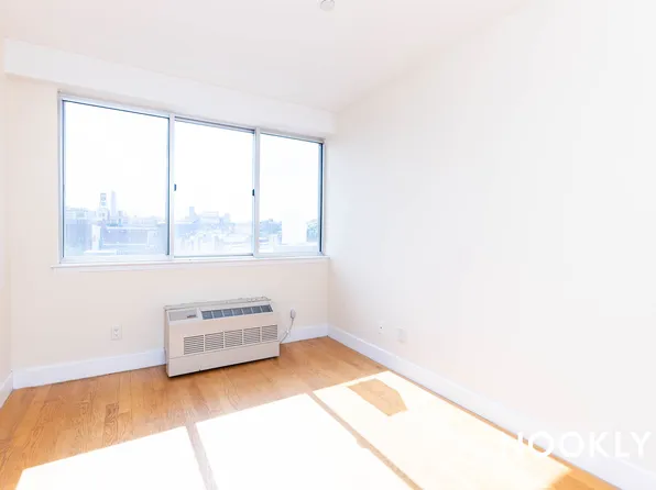 756 Myrtle Avenue image 1 of 22