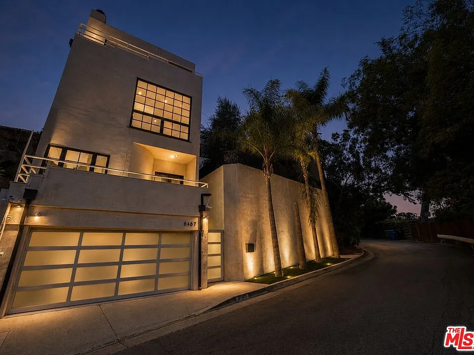 6467 Deep Dell Pl
