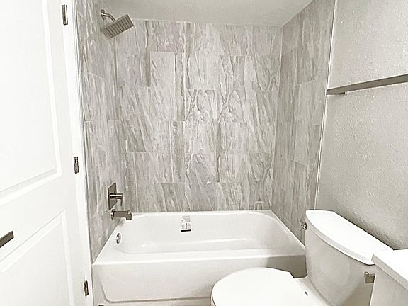 4th image of 1130 E Butler Dr APT C4