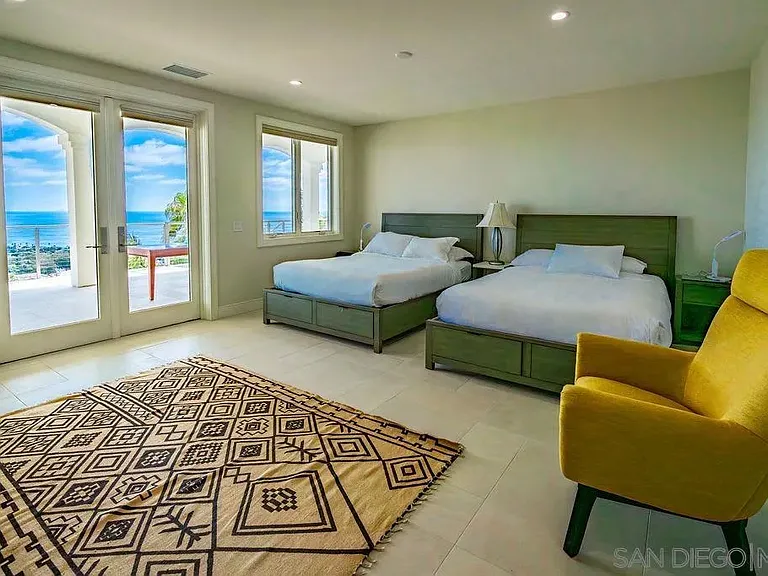 1001 La Jolla Rancho Rd — Photo 33