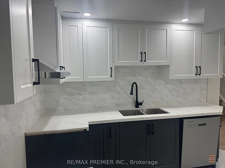 39 Walls Cres — Photo 4