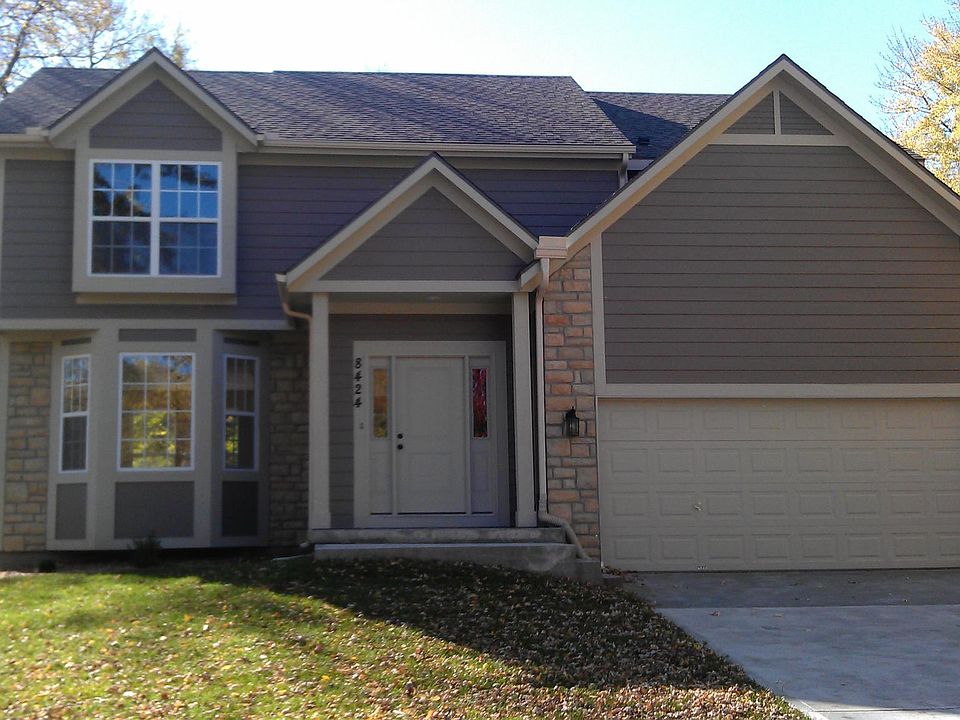 1st image of 8424 Goodman Dr