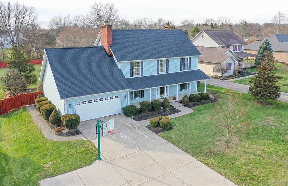 1st image of 2104 Canterbury Ct