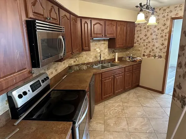 2145 NE 45th Ave, Ocala, FL 34470