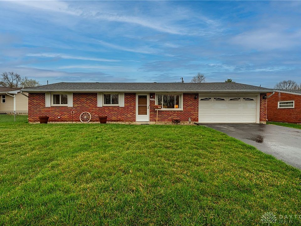 1st image of 2525 Newcastle Dr