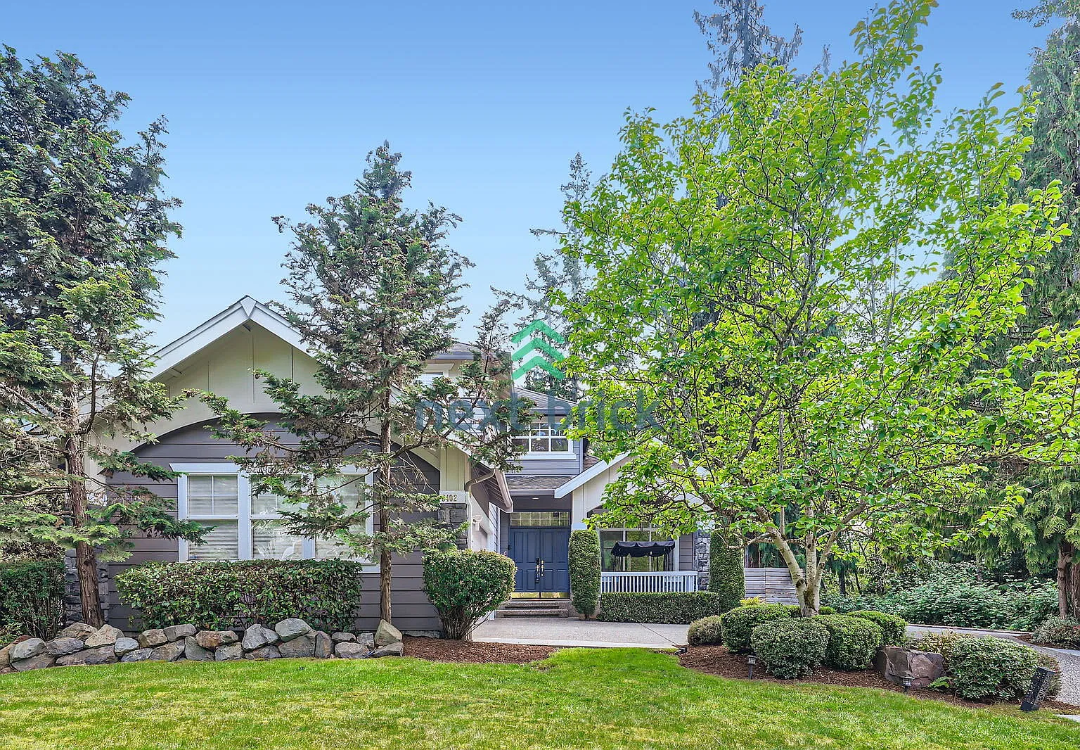 A beautiful 3 bedrooms and 2.5 bathrooms house — Photo 2