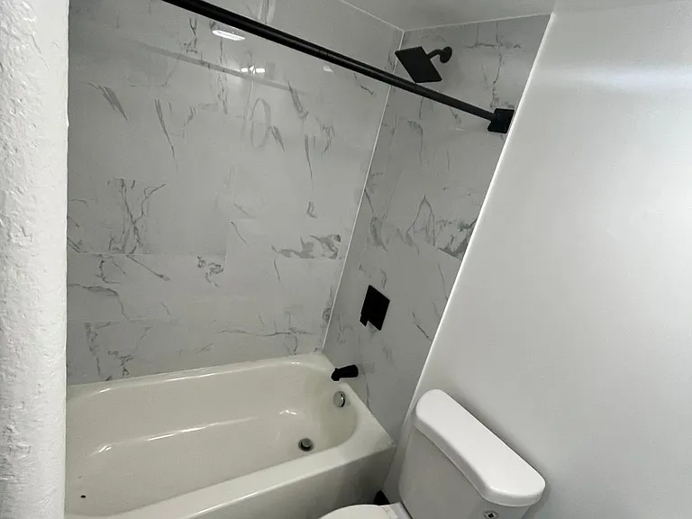 1183 Broad St #B2 — Photo 7