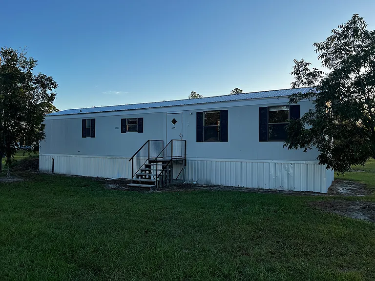 3219 Slash Pine Rd #9 — Photo 1