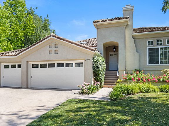 2nd image of 2250 Fernleaf Ct
