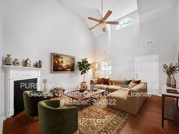 2nd image of 112 Tyler Way
