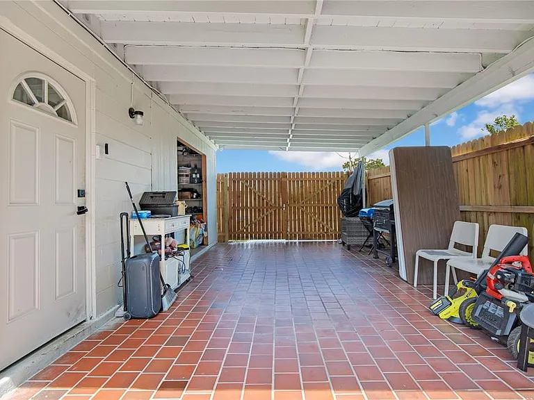 1301 Lawne Blvd — Photo 18