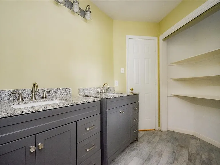318 N Cypress Estates Cir — Photo 39