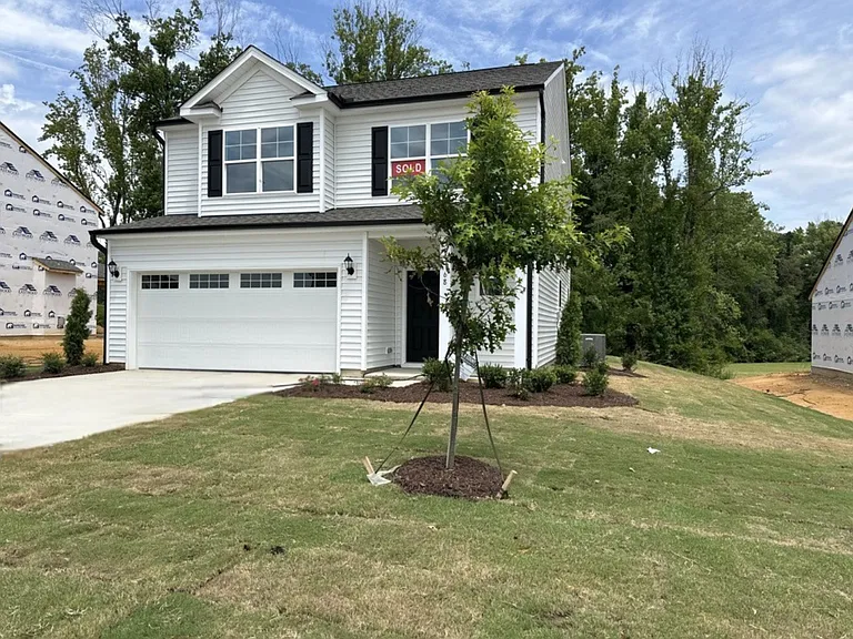 68 Gander Dr — Photo 1